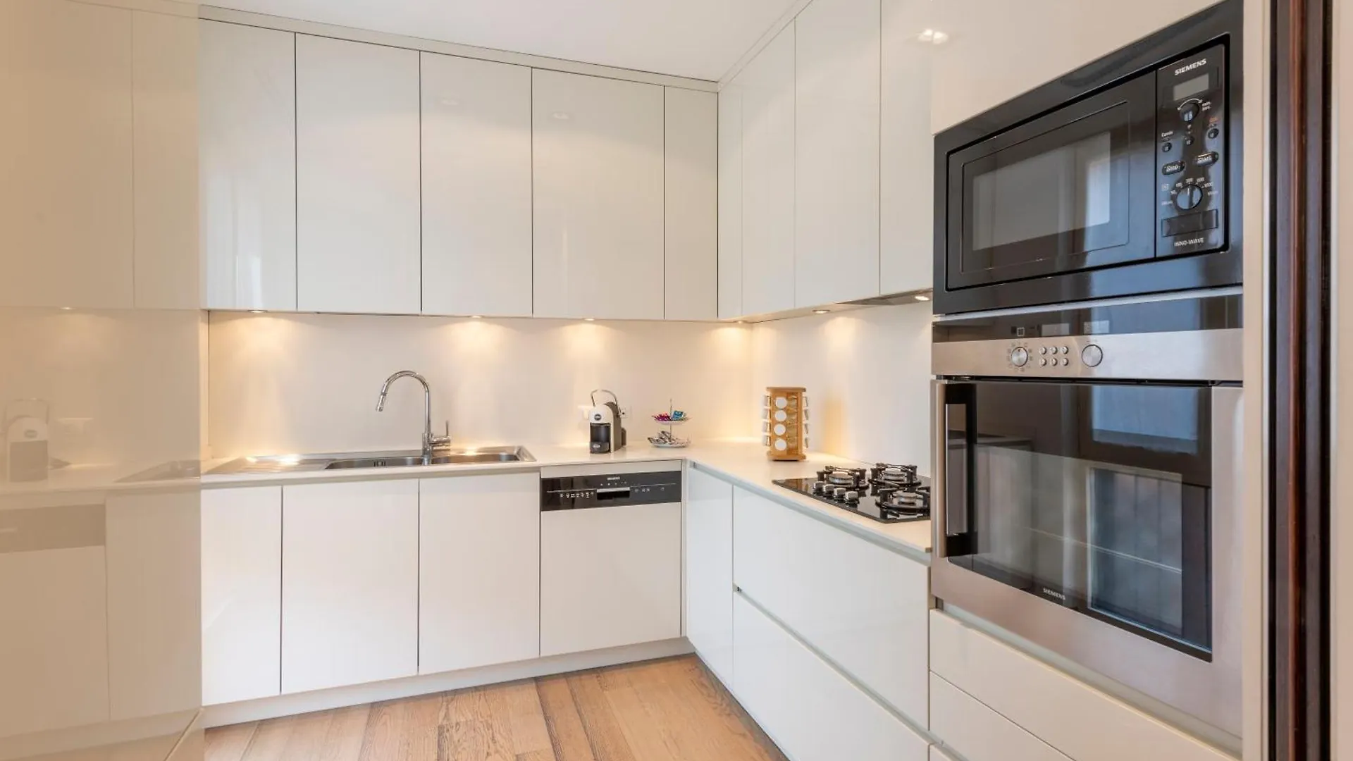 Milan Royal Suites Luxury P.Zza Della Repubblica